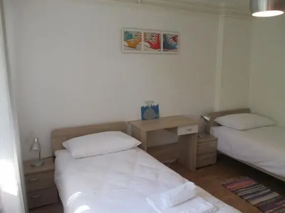 Superior Apart Daire, 2 Yatak Odası, Bahçe Manzaralı