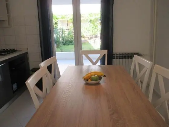 Superior Apart Daire, 2 Yatak Odası, Bahçe Manzaralı