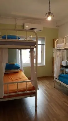 Oda, Sadece erkekler için (3 people)