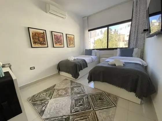Basic İki Ayrı Yataklı Oda