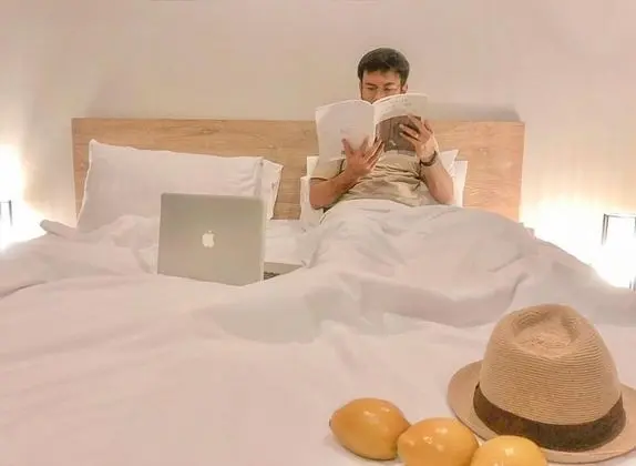 Lemon Terrace Room