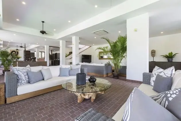 Deluxe Villa