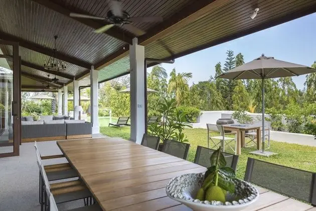 Deluxe Villa