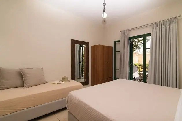 Standard Stüdyo, Kısmi Deniz Manzaralı