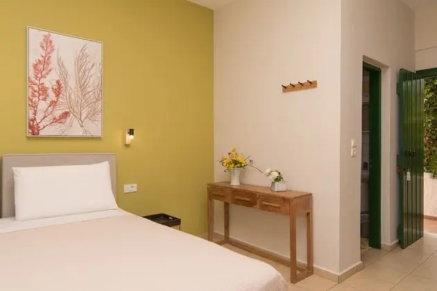 Standard Stüdyo, Kısmi Deniz Manzaralı