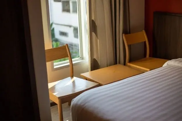 Deluxe Tek Büyük veya İki Ayrı Yataklı Oda, Balkon