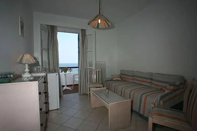 Suite, Sea View