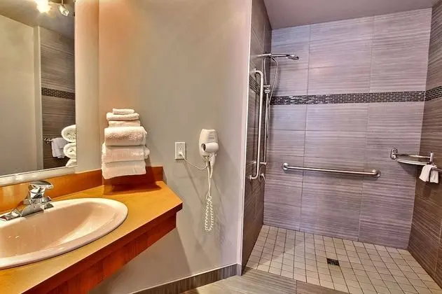 Classic Oda, 1 Çift Kişilik Yatak, Engellilere Uygun