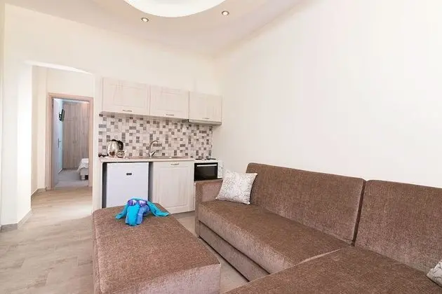 Deluxe Apart Daire, Sigara İçilmez