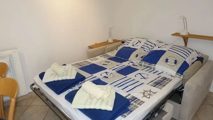 Apart Daire, Bahçe Manzaralı (3)