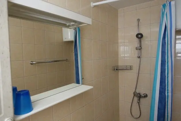 Apart Daire, Bahçe Manzaralı (3)