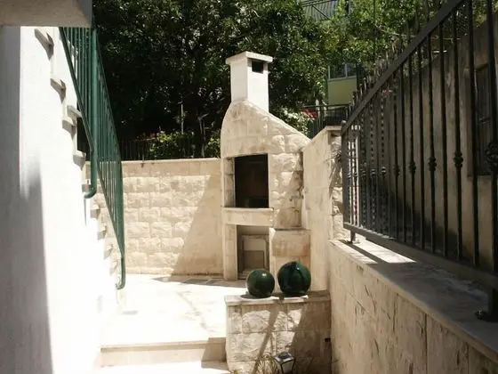 Apart Daire, Bahçe Manzaralı (3)