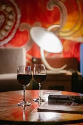 Deluxe Apart Daire (Burgundy)