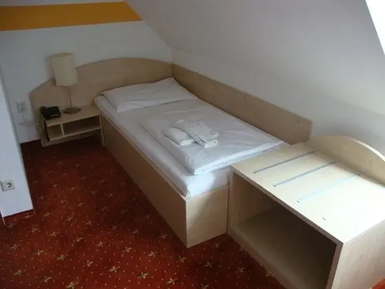 Tek Kişilik Oda