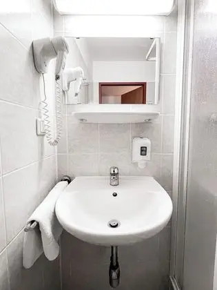 Tek Kişilik Oda