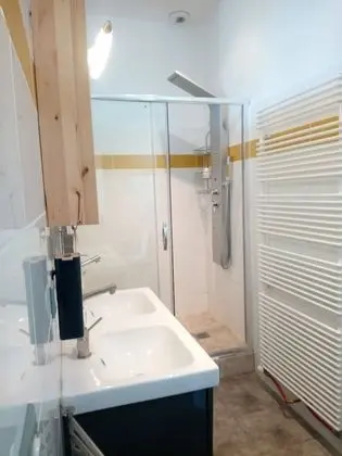 Tek Büyük Yataklı Oda, Dağ Manzaralı