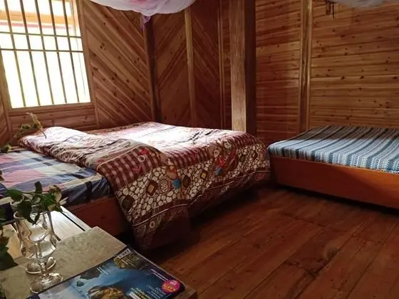 Üç Kişilik Oda