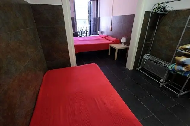 Üç Kişilik Oda