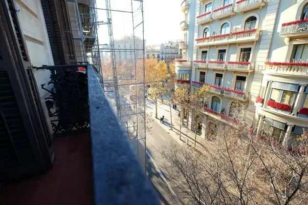 Üç Kişilik Oda