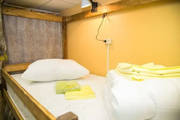 Economy Ortak Ranzalı Oda, Sadece kadınlar için (Bed in 6-beds dormitory)