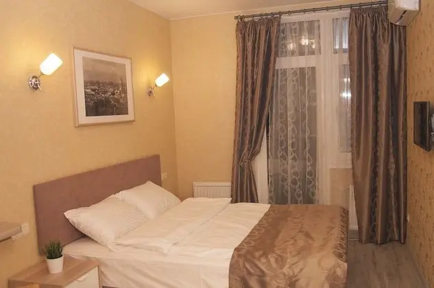 Comfort Tek Büyük veya İki Ayrı Yataklı Oda
