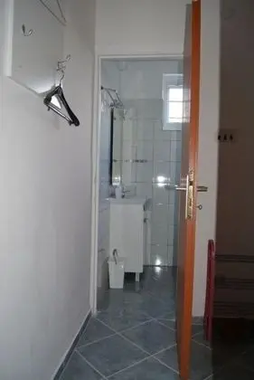 Apart Daire (Lenka - great location & free parking)