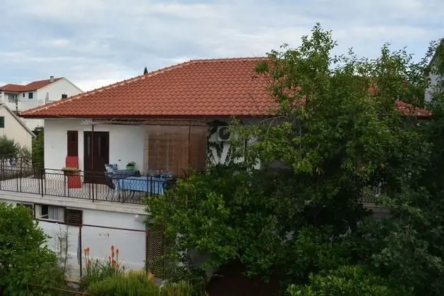 Apart Daire (Lenka - great location & free parking)