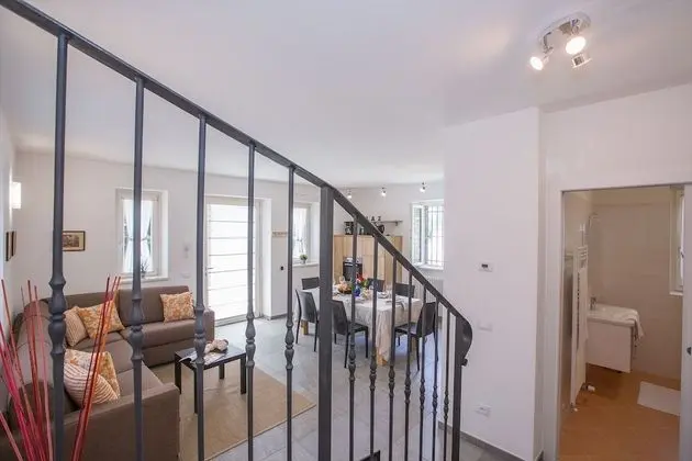 Family Sıra Ev, Birden Çok Yatak, 2 Banyolu, Bahçeli (Lenno Dolcelago)