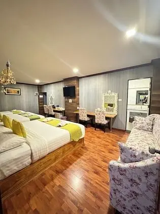 Sweet Family Deluxe Room