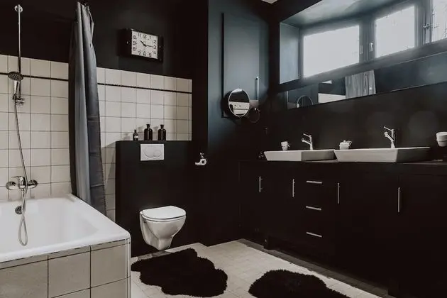 Design Tek Büyük Yataklı Oda (Black)