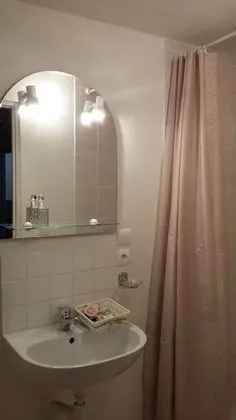 Standard Tek Büyük Yataklı Oda (Colombe)