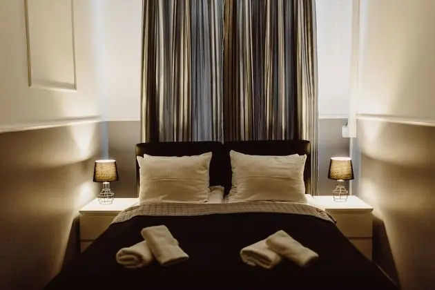 Comfort Tek Büyük Yataklı Oda, 1 Büyük (Queen) Boy Yatak ve Çekyat, Özel Banyo