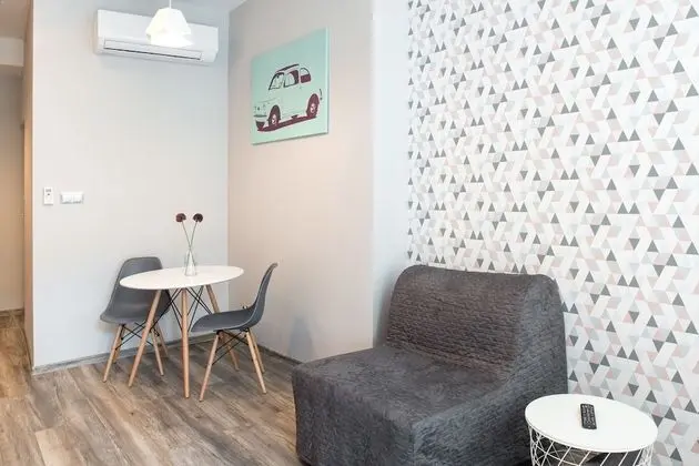 Comfort Tek Büyük Yataklı Oda, 1 Çift Kişilik Yatak ve Çekyat, Balkon, Park Manzaralı