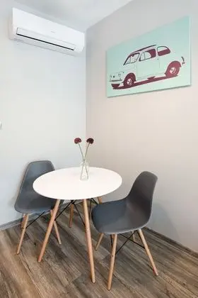 Comfort Tek Büyük Yataklı Oda, 1 Çift Kişilik Yatak ve Çekyat, Balkon, Park Manzaralı