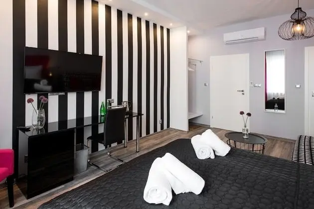 Superior Tek Büyük Yataklı Oda, 1 Çift Kişilik Yatak ve Çekyat, Özel Banyo