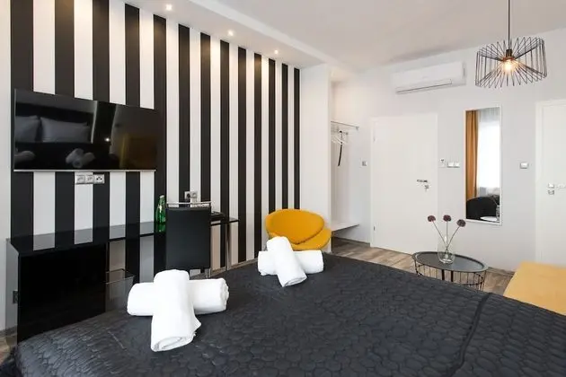 Superior Tek Büyük Yataklı Oda, 1 Çift Kişilik Yatak ve Çekyat, Özel Banyo