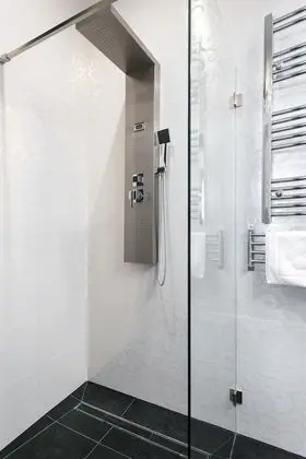 Superior Tek Büyük Yataklı Oda, 1 Çift Kişilik Yatak ve Çekyat, Özel Banyo