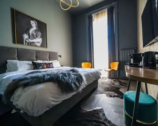 Deluxe Tek Büyük Yataklı Oda