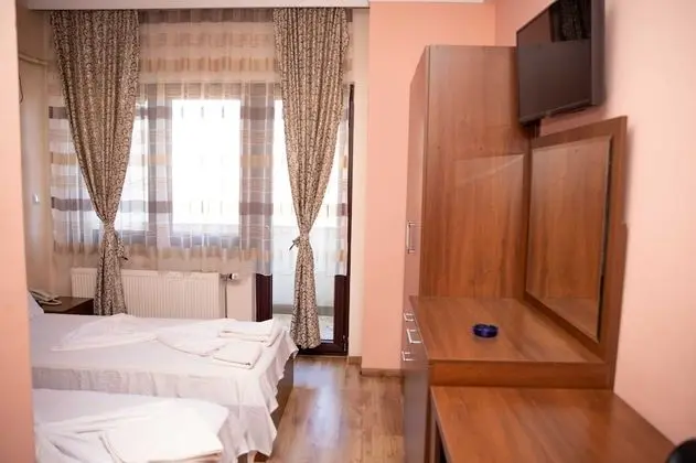 Economy İki Ayrı Yataklı Oda