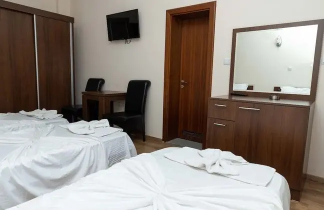 Economy Üç Kişilik Oda