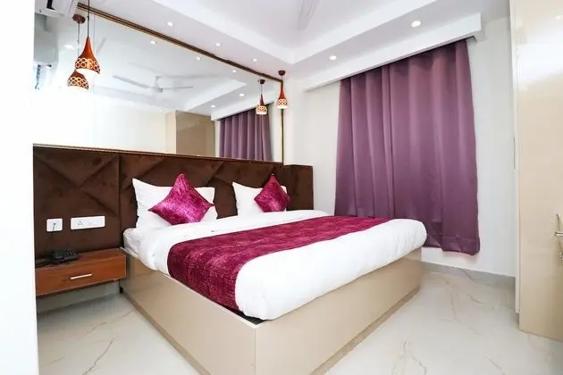Deluxe Oda, 1 En Büyük (King) Boy Yatak, Sigara İçilebilir, Şehir Manzaralı