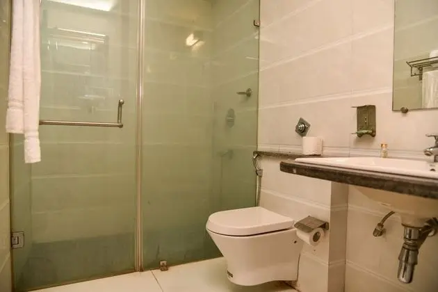 Deluxe Oda, 1 En Büyük (King) Boy Yatak, Sigara İçilebilir, Şehir Manzaralı