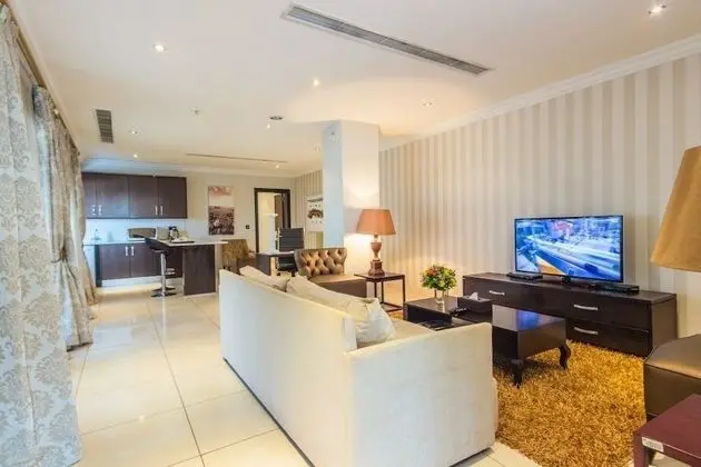 Presidential Çatı Katı Süiti (Penthouse), Küçük Mutfak