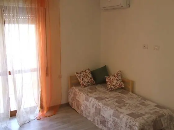 Dört Kişilik Oda (Private External Bathroom)