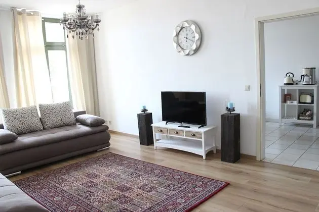Deluxe Apart Daire, Özel Banyo (Kurt Schumacher Str.21)