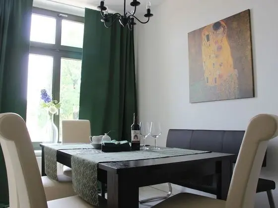 Deluxe Apart Daire, Özel Banyo (Kurt Schumacher Str.21)