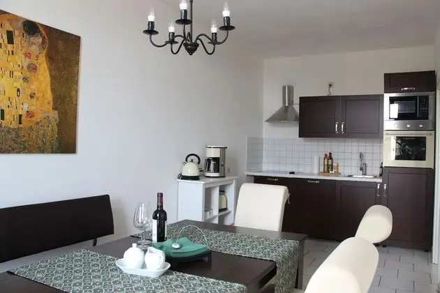 Deluxe Apart Daire, Özel Banyo (Kurt Schumacher Str.21)
