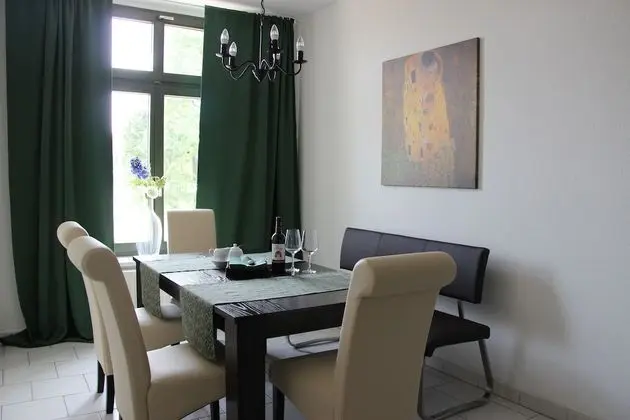 Deluxe Apart Daire, Özel Banyo (Kurt Schumacher Str.21)