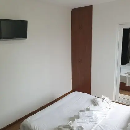 Standard Tek Büyük Yataklı Oda