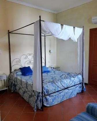 Tek Büyük veya İki Ayrı Yataklı Oda